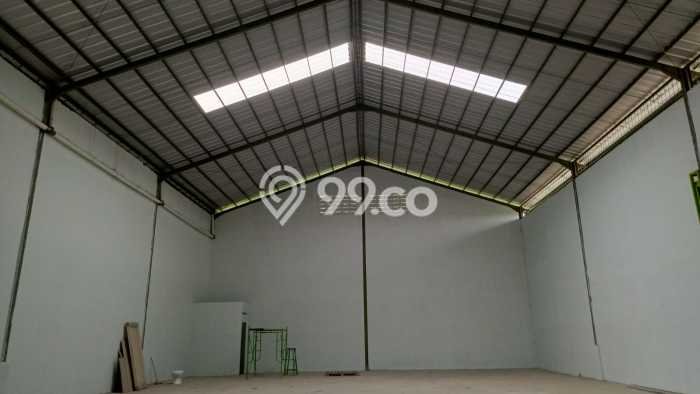 Gudang disewakan lokasi strategis Karawaci Tangerang 368m2 Gudang disewakan lokasi strategis Karawaci Tangerang 368m2