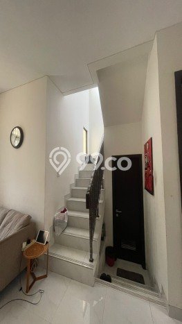 Dijual Hunian Rumah Terawat 3 Kamar di Suvarna Sutera, Tangerang Dijual Hunian Rumah Terawat 3 Kamar di Suvarna Sutera, Tangerang