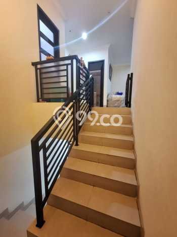 For Sale! Premium House LT 144m2 Desain Elegan di Permata Buana For Sale! Premium House LT 144m2 Desain Elegan di Permata Buana