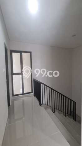 Rumah Luxury Modern Tanpa Renovasi di Metland Puri Jakarta Barat Rumah Luxury Modern Tanpa Renovasi di Metland Puri Jakarta Barat