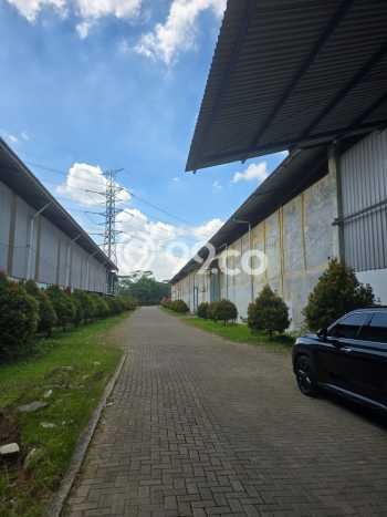 Unit Gudang Paling Strategis di Cikupa Tangerang dengan LB 2160m2 Unit Gudang Paling Strategis di Cikupa Tangerang dengan LB 2160m2