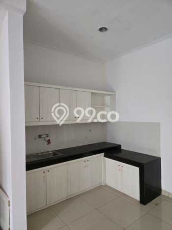 Rumah Modern 3 KT di Green Lake City Jakarta Barat Semi Furnished Rumah Modern 3 KT di Green Lake City Jakarta Barat Semi Furnished