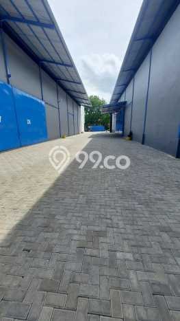 Gudang untuk Disewa di Pusat Jakarta Barat Luas Bangunan 288m2 Gudang untuk Disewa di Pusat Jakarta Barat Luas Bangunan 288m2