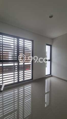 Rumah Luxury Modern Tanpa Renovasi di Metland Puri Jakarta Barat Rumah Luxury Modern Tanpa Renovasi di Metland Puri Jakarta Barat