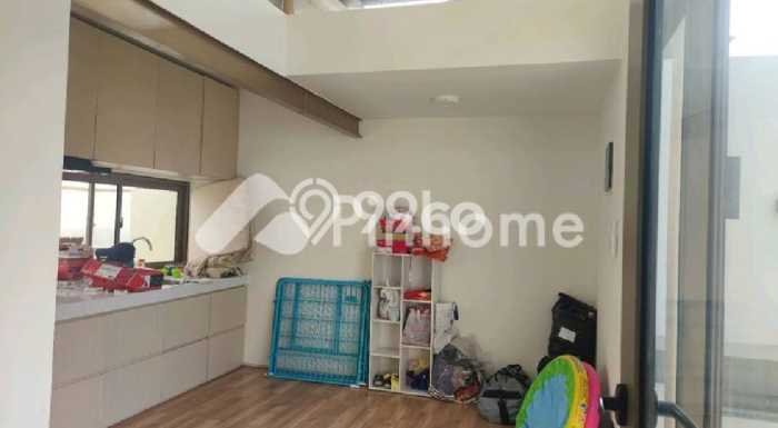 For Sale Rumah Mewah Exclusive di Karang Tengah, Tangerang For Sale Rumah Mewah Exclusive di Karang Tengah, Tangerang