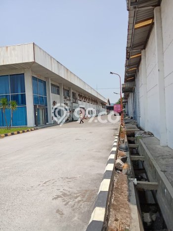 Gudang Disewa di Jakarta Utara dengan LB 5000m2 Area Komersial Ramai Gudang Disewa di Jakarta Utara dengan LB 5000m2 Area Komersial Ramai