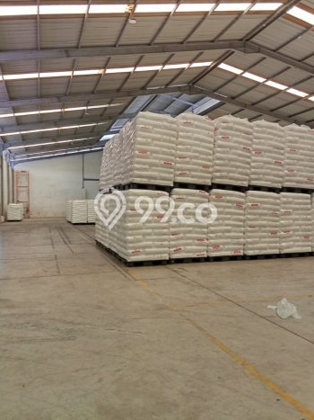 Gudang Disewa di Jakarta Utara dengan LB 5000m2 Area Komersial Ramai Gudang Disewa di Jakarta Utara dengan LB 5000m2 Area Komersial Ramai