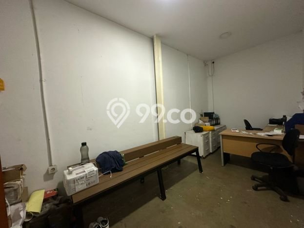 AREA BISNIS! Gudang Kawasan Pagedangan, Luas 300m², Jalan Utama AREA BISNIS! Gudang Kawasan Pagedangan, Luas 300m², Jalan Utama
