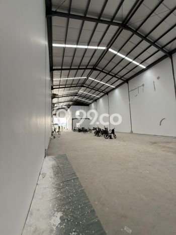 Gudang Disewakan Lokasi Legok Tangerang Harga Spesial! Gudang Disewakan Lokasi Legok Tangerang Harga Spesial!