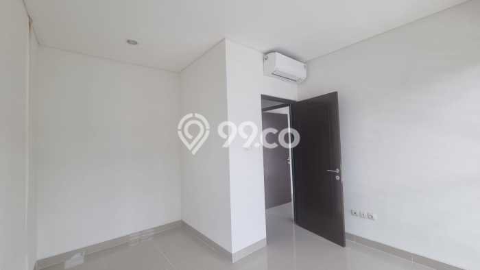 Rumah Luxury Modern Tanpa Renovasi di Metland Puri Jakarta Barat Rumah Luxury Modern Tanpa Renovasi di Metland Puri Jakarta Barat