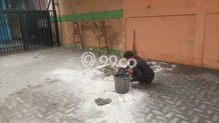 Unit Gudang Paling Strategis di Karawaci Tangerang dengan LB 1000m2 Unit Gudang Paling Strategis di Karawaci Tangerang dengan LB 1000m2