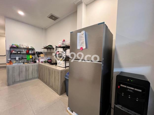 Kos-kosan Dijual di Tanjung Duren Jakarta Barat Luas 221m2 Kos-kosan Dijual di Tanjung Duren Jakarta Barat Luas 221m2