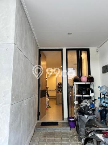 Kos-kosan Dijual di Tanjung Duren Jakarta Barat Luas 221m2 Kos-kosan Dijual di Tanjung Duren Jakarta Barat Luas 221m2