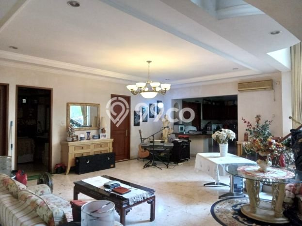 Jual Rumah Luas Megah Dengan View Cantik di Cinere, Jakarta Selatan Jual Rumah Luas Megah Dengan View Cantik di Cinere, Jakarta Selatan