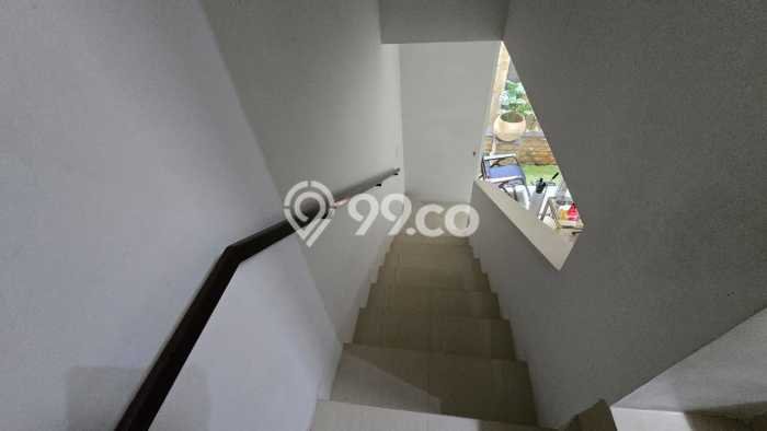 Jual Rumah Bagus Siap Huni LB 140m2 di Ciputat, Tangerang Selatan Jual Rumah Bagus Siap Huni LB 140m2 di Ciputat, Tangerang Selatan