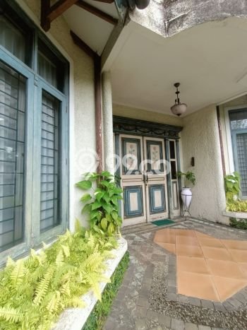 Ready to Use! Premium House LT 460m2 Desain Modern di Lebak Bulus Ready to Use! Premium House LT 460m2 Desain Modern di Lebak Bulus