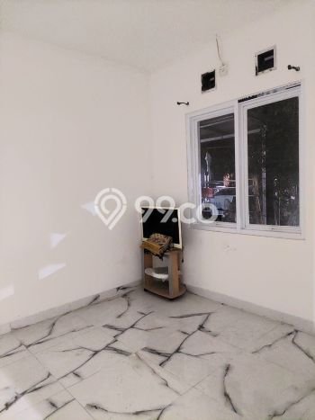 Rumah Luas Asri 2 KT Siap Pakai di Graha Raya Tangerang Selatan Rumah Luas Asri 2 KT Siap Pakai di Graha Raya Tangerang Selatan