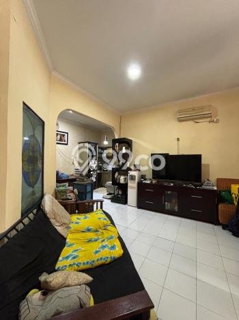 Rumah Minimalis 2 KT di Bintaro Tangerang Selatan Semi Furnished Rumah Minimalis 2 KT di Bintaro Tangerang Selatan Semi Furnished
