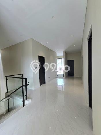 Jual Rumah Mewah Elegan Dengan View Cantik di Bintaro, Tangerang Selatan Jual Rumah Mewah Elegan Dengan View Cantik di Bintaro, Tangerang Selatan