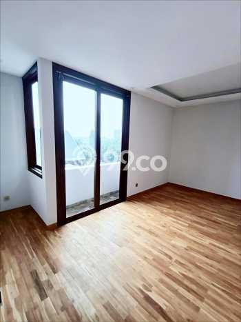 Siap Huni Rumah Mewah 4 Kamar di Jagakarsa Dekat ke Mana Pun Siap Huni Rumah Mewah 4 Kamar di Jagakarsa Dekat ke Mana Pun