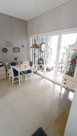 Rumah Strategis Modern Lb 160m2 di BSD, Tangerang Selatan Rumah Strategis Modern Lb 160m2 di BSD, Tangerang Selatan