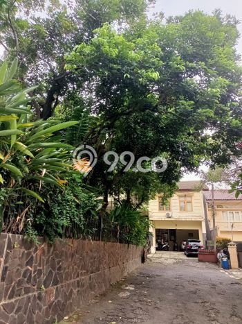Rumah Luxury Modern Siap Huni di Pondok Indah Jakarta Selatan Rumah Luxury Modern Siap Huni di Pondok Indah Jakarta Selatan
