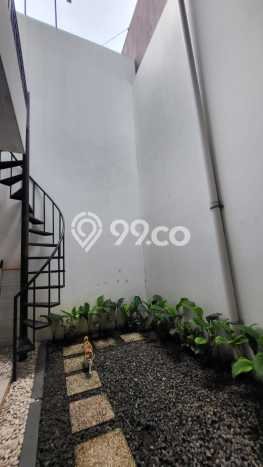For Sale! Luxury House LT 130m2 Desain Modern di BSD For Sale! Luxury House LT 130m2 Desain Modern di BSD