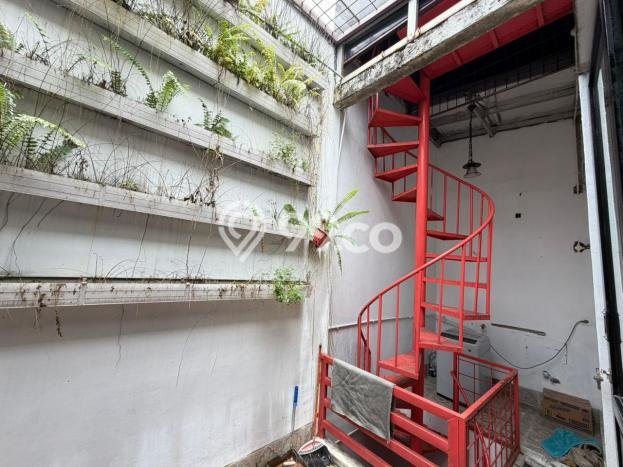 Dijual Rumah Mewah Megah Dengan View Eksklusif di BSD, Tangerang Dijual Rumah Mewah Megah Dengan View Eksklusif di BSD, Tangerang