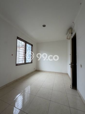 Jual Rumah Mewah Megah Dengan View Eksklusif di BSD, Tangerang Jual Rumah Mewah Megah Dengan View Eksklusif di BSD, Tangerang
