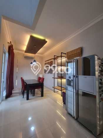 Rumah Disewakan Tangerang LT 162m2 LB 180m2 Kawasan Gading Serpong Rumah Disewakan Tangerang LT 162m2 LB 180m2 Kawasan Gading Serpong