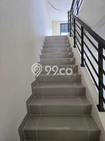Untuk Dijual! Ruko di Gading Serpong Tangerang LT 81m2 / LB 178m2 Kawasan Strategis Untuk Dijual! Ruko di Gading Serpong Tangerang LT 81m2 / LB 178m2 Kawasan Strategis