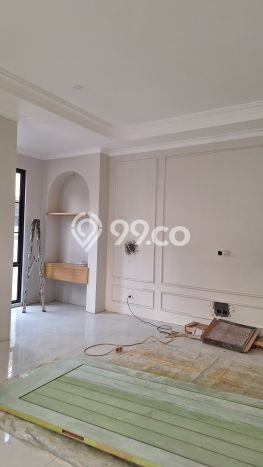 Ready to Use! Premium House LT 220m2 Desain Modern di BSD Ready to Use! Premium House LT 220m2 Desain Modern di BSD