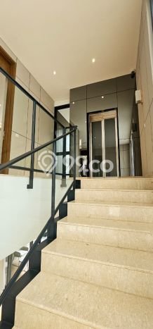 Rumah Mewah LB 264m2 Siap Huni Desain Elegan di BSD City, Tangerang Rumah Mewah LB 264m2 Siap Huni Desain Elegan di BSD City, Tangerang