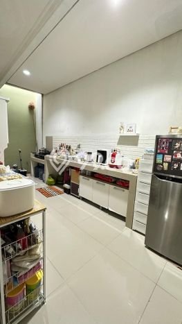 Hunian Nyaman Asri 3 KT Siap Pakai di BSD Tangerang Hunian Nyaman Asri 3 KT Siap Pakai di BSD Tangerang