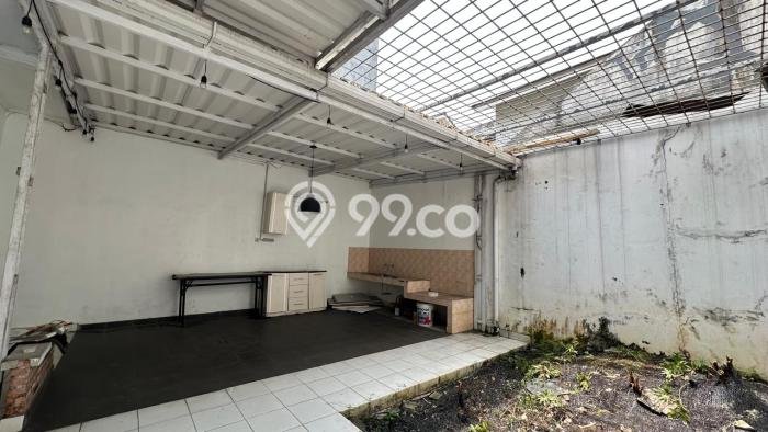 Dijual Hunian Rumah Terawat 2 KT di BSD, Tangerang Dijual Hunian Rumah Terawat 2 KT di BSD, Tangerang