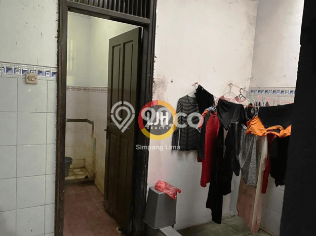 Ruko Bagus LT 662m2 LB 662m2 Dijual di Pedurungan Semarang Ruko Bagus LT 662m2 LB 662m2 Dijual di Pedurungan Semarang