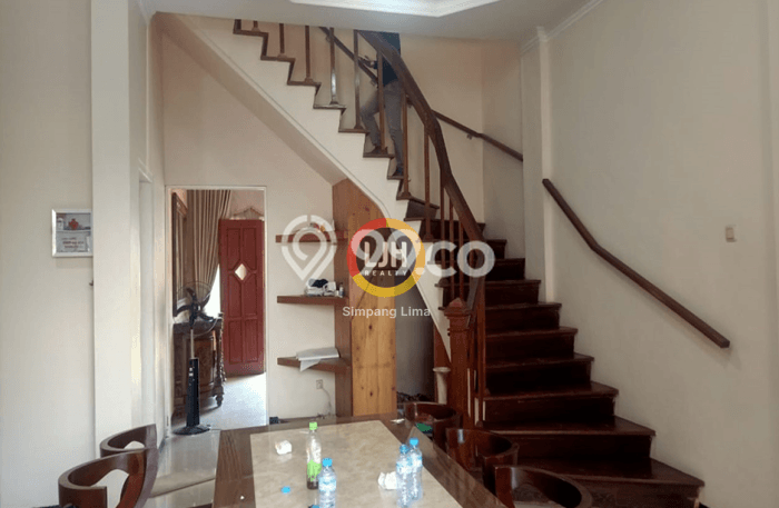 Dijual Hunian Rumah Terawat 4 KT di Ngesrep, Semarang Dijual Hunian Rumah Terawat 4 KT di Ngesrep, Semarang