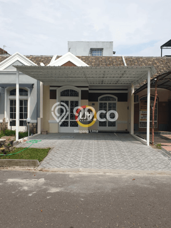 Rumah Luas Asri 4 KT Siap Pakai di Graha Padma Semarang Rumah Luas Asri 4 KT Siap Pakai di Graha Padma Semarang