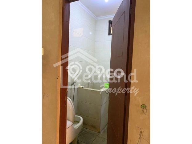 Jual Rumah Strategis Bagus Punya 4 KT di Banyumanik Semarang SHM Jual Rumah Strategis Bagus Punya 4 KT di Banyumanik Semarang SHM