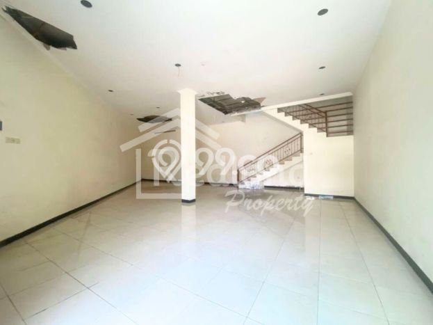 POTENSI BESAR! Ruko di Tembalang, Luas 82m2m², Area Komersial POTENSI BESAR! Ruko di Tembalang, Luas 82m2m², Area Komersial