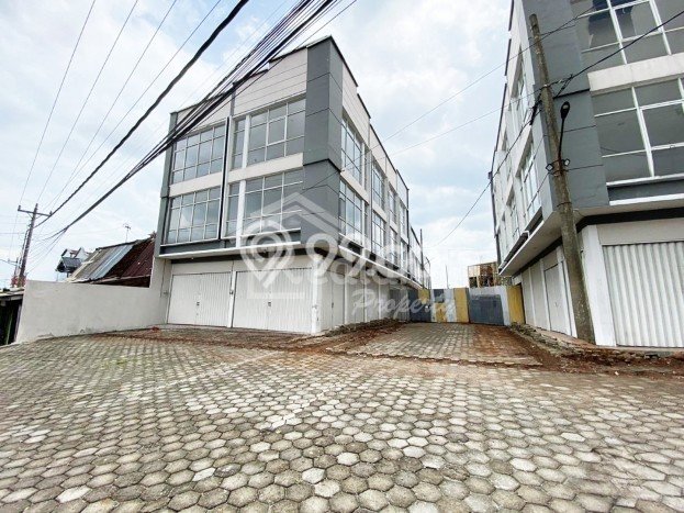Ruko Paling Dicari LB 90m2 Dijual di Ungaran Barat Ruko Paling Dicari LB 90m2 Dijual di Ungaran Barat