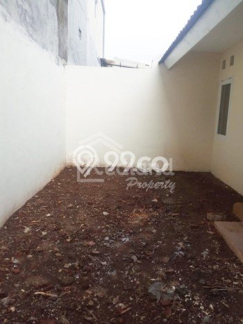 Dijual Rumah Strategis Bagus Punya 2 KT di Semarang Barat Semarang - Dijual Rumah Strategis Bagus Punya 2 KT di Semarang Barat Semarang -