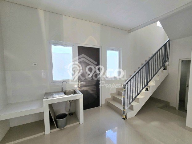 Rumah Cantik Siap Pakai Di Gayamsari Luas 90m2 Lokasi Strategis Rumah Cantik Siap Pakai Di Gayamsari Luas 90m2 Lokasi Strategis