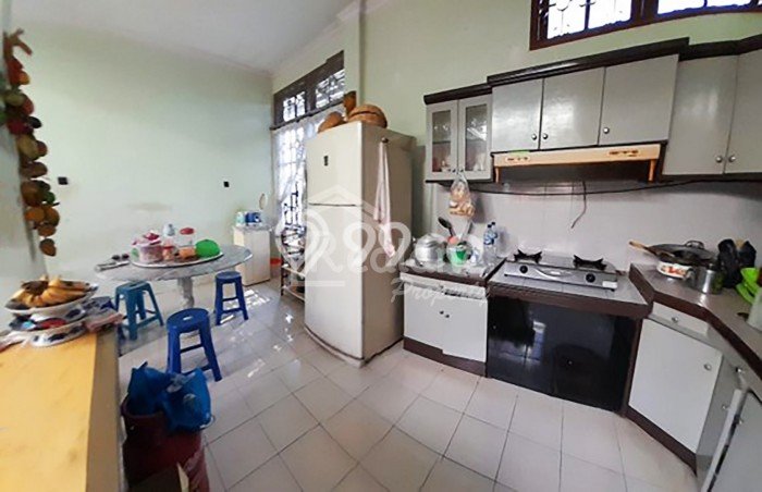 For Sale Rumah Mewah Exclusive di Banyumanik, Semarang For Sale Rumah Mewah Exclusive di Banyumanik, Semarang