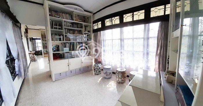 For Sale Rumah Mewah Exclusive di Banyumanik, Semarang For Sale Rumah Mewah Exclusive di Banyumanik, Semarang