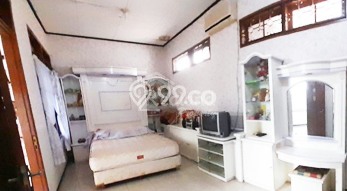 For Sale Rumah Mewah Exclusive di Banyumanik, Semarang For Sale Rumah Mewah Exclusive di Banyumanik, Semarang
