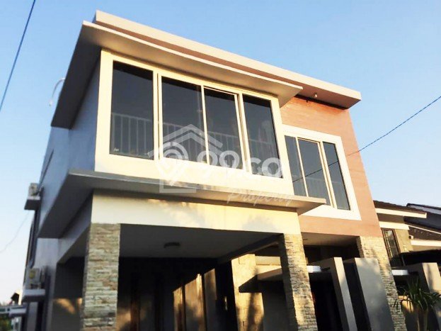 Rumah Modern Minimalis 3 KT Bisa Langsung Pindah di Tembalang Rumah Modern Minimalis 3 KT Bisa Langsung Pindah di Tembalang
