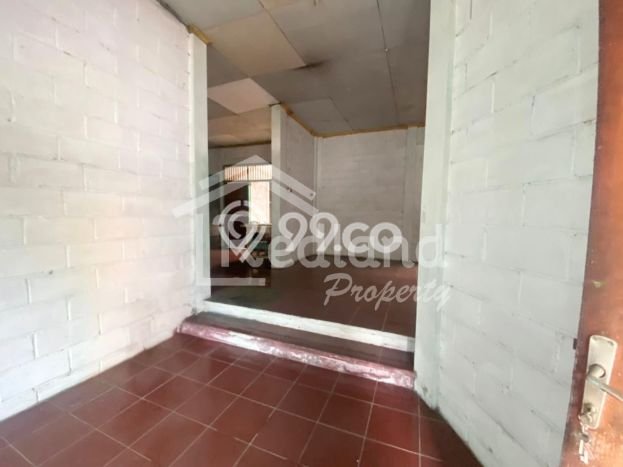 Unit Gudang Dijual di Argomulyo Salatiga Luas Bangunan 700m2 Unit Gudang Dijual di Argomulyo Salatiga Luas Bangunan 700m2