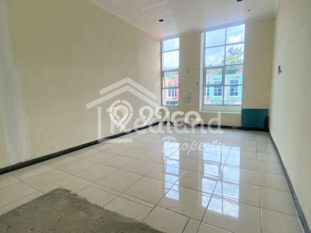 AREA PREMIUM! Ruko di Tembalang, Luas 220m2m², Area Strategis AREA PREMIUM! Ruko di Tembalang, Luas 220m2m², Area Strategis