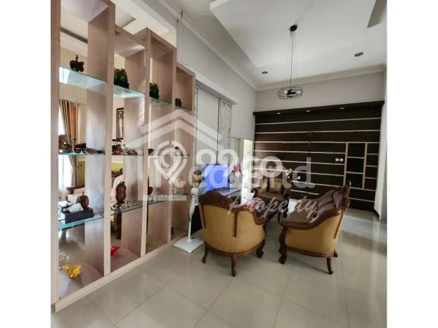 Dijual Rumah Premium dengan Fasilitas Sekitar Komplit di Banyumanik, Semarang Dijual Rumah Premium dengan Fasilitas Sekitar Komplit di Banyumanik, Semarang